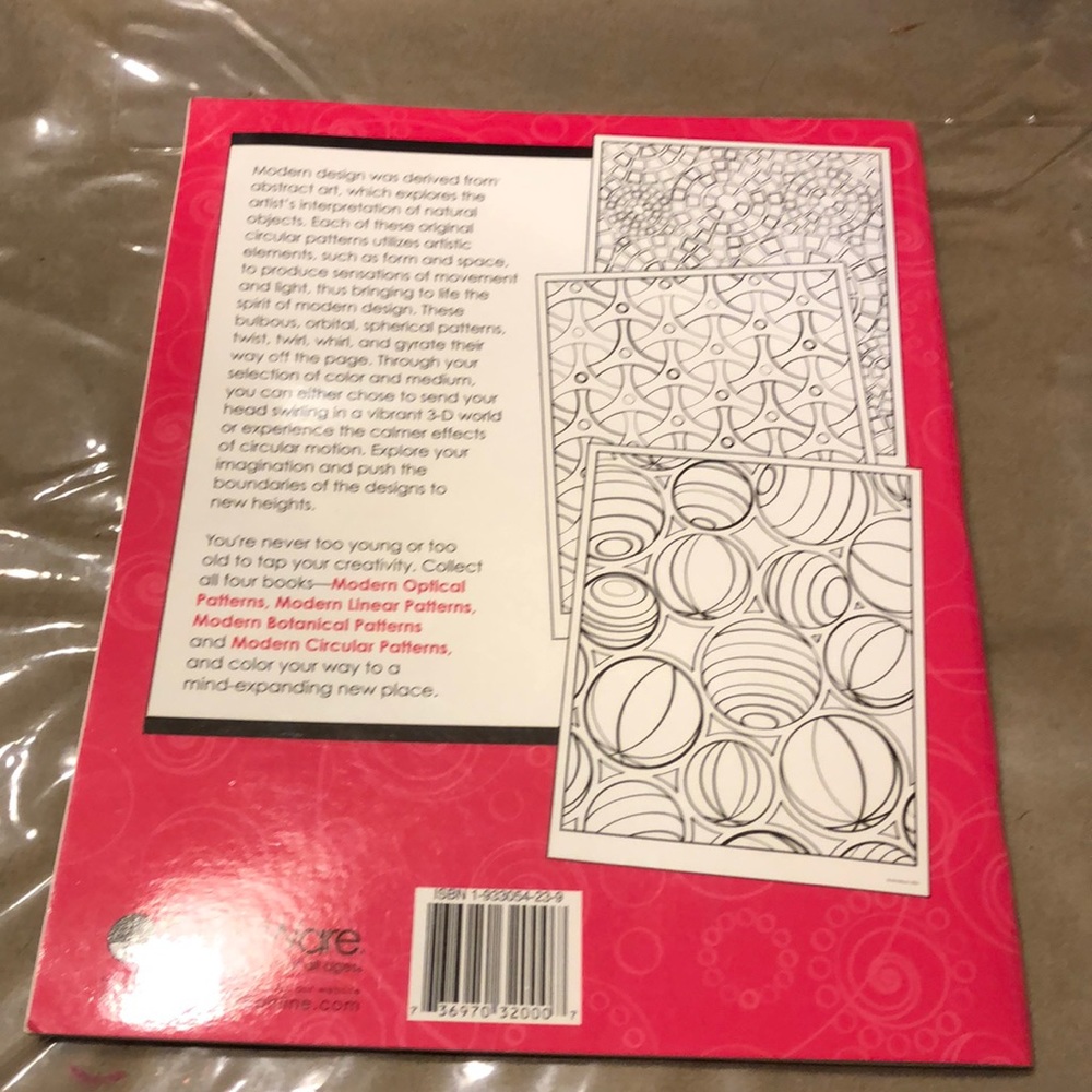 Circular Coloring Book - Picture 2 of 8